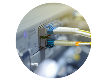 通信设备互联光纤通信产品特点features高品质纤芯内部使用高品质光纤